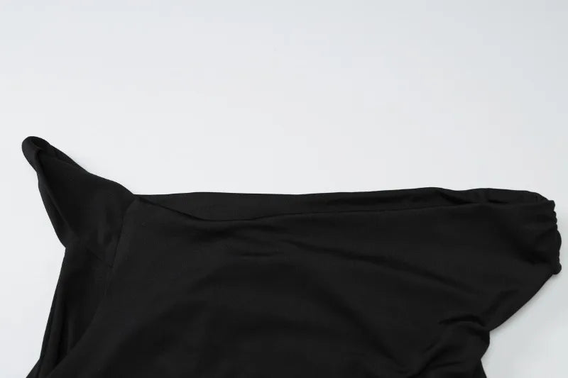 Twisted One Shoulder Asymmetrical Crop Tops Summer 2025 Fashion Sexy Black T Shirts Woman Clothing