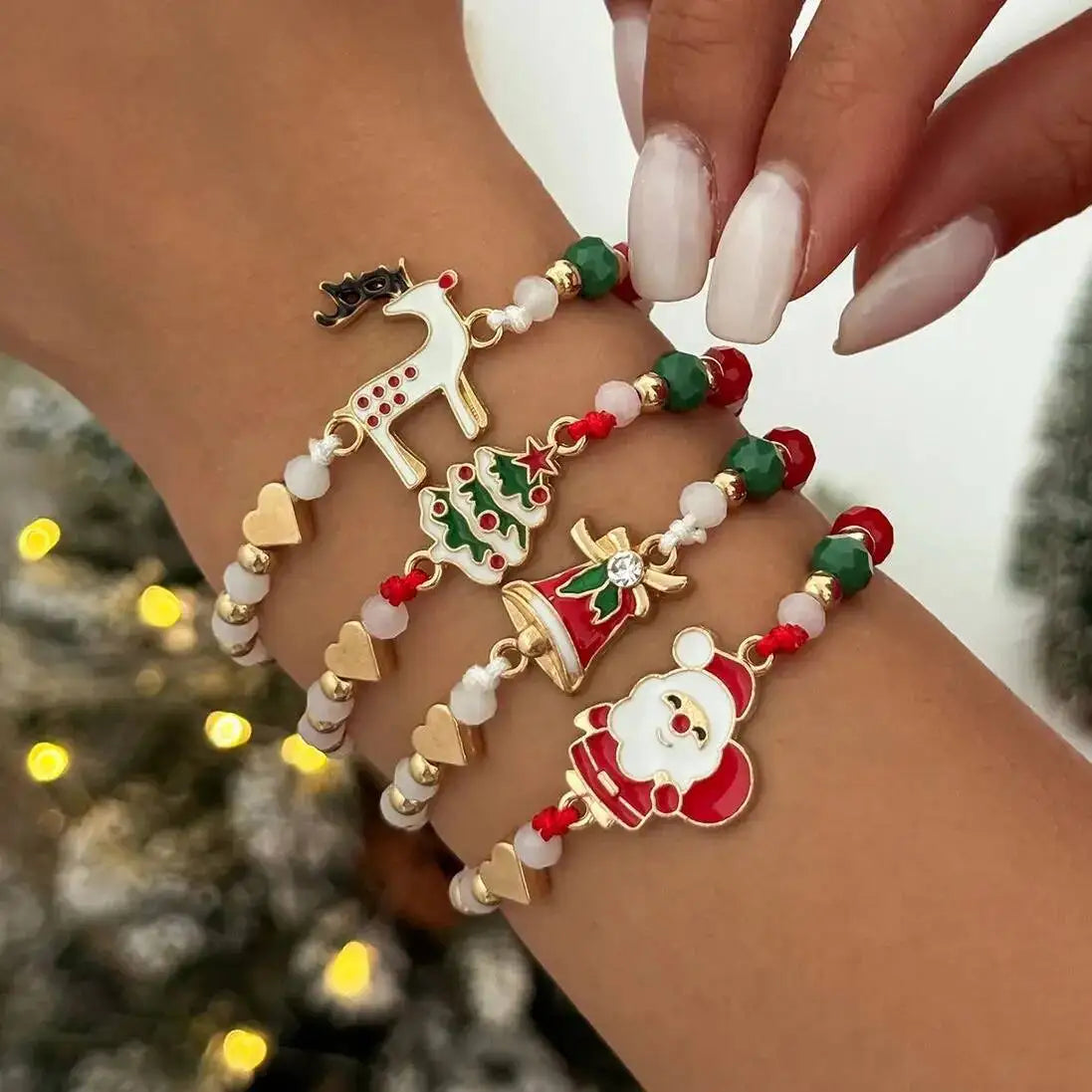 4Pcs/Set Cute Santa Claus Elk Snowman Christmas Tree Pendant Bracelet Women Adjustable Rope Chain Acrylic Beaded Bracelet
