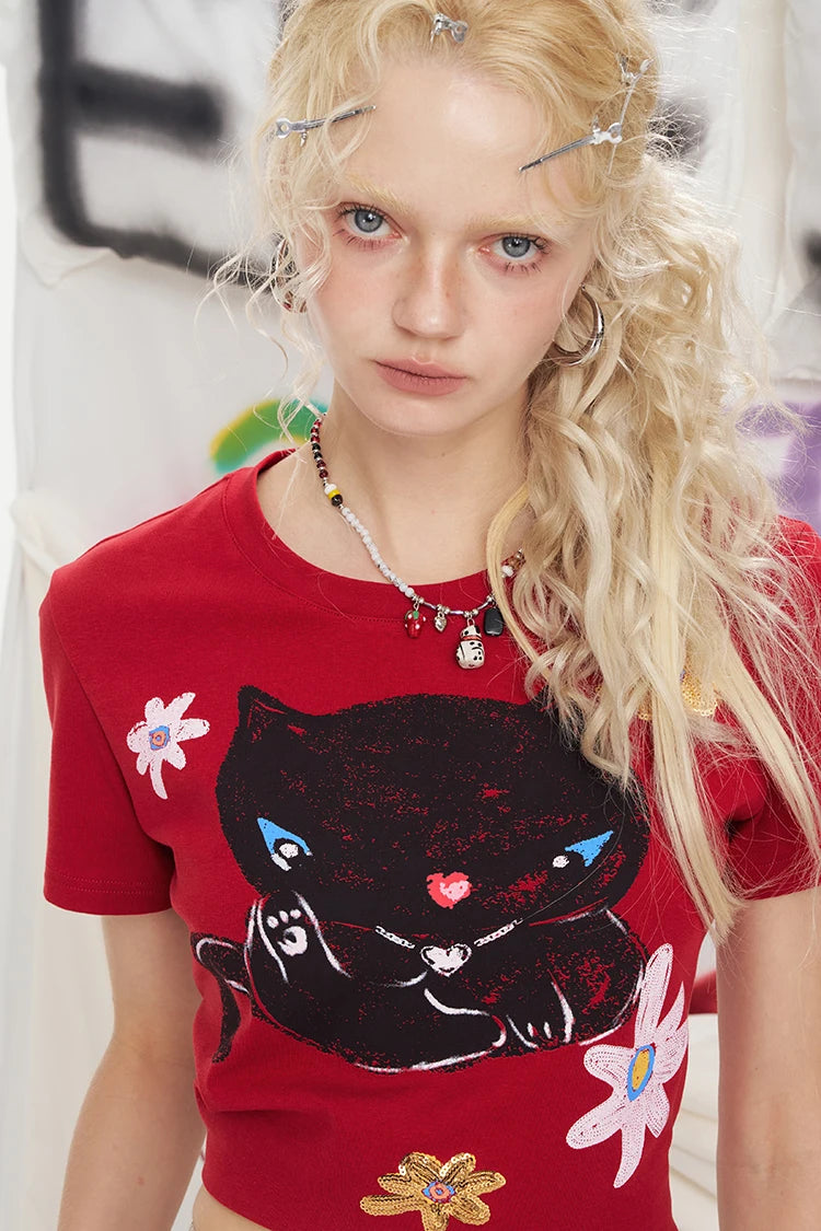 Women's Casual Short Sleeve T-Shirt with Cat Floral Graphic, Playful Red Tee for Summer, Cute Crop Top for Everyday
