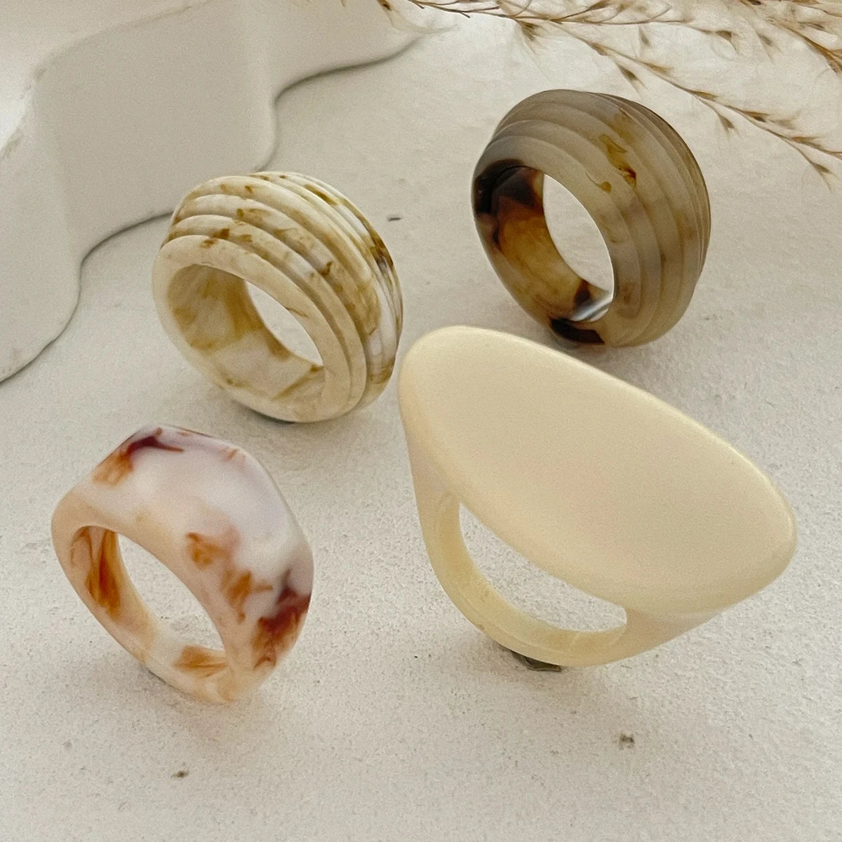 Creative Resin Acrylic Rings for Women Fashion Statement Bohemian Geometric Couple Ring Y2K Wed Engaged Jewelry Gift