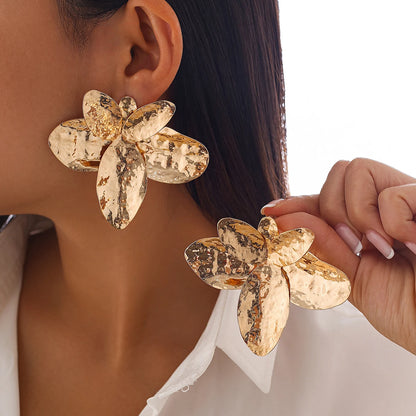 Exaggerated Punk Large Flower Torques Necklace Petal Stud Earrings for Women Grunge Jewelry Set Steampunk Party Gift