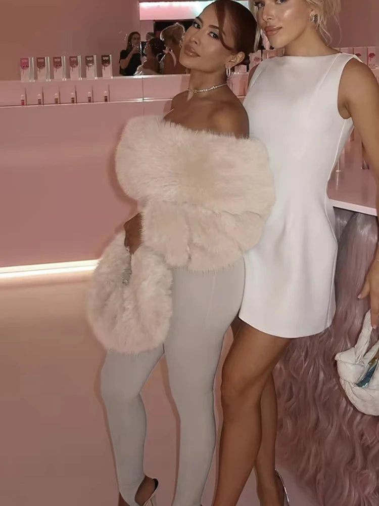 Peach Buttocks Sexy Fashion Jumpsuits Woman Winter Style Furry Patchwork Slash Neck Full Sleeve Skinny Street Overalls