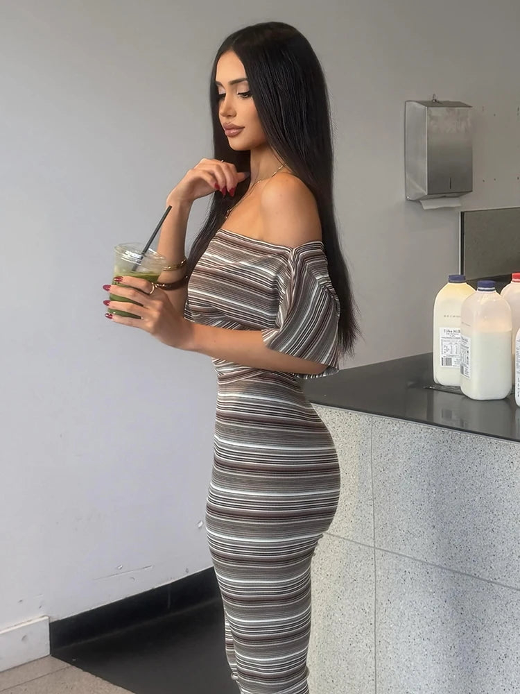Stripes Print 2 Piece Set Women Trend Slash Neck Half Sleeve Crop T-Shirt+Capri Pants Casuals Chic Street Sport Suits