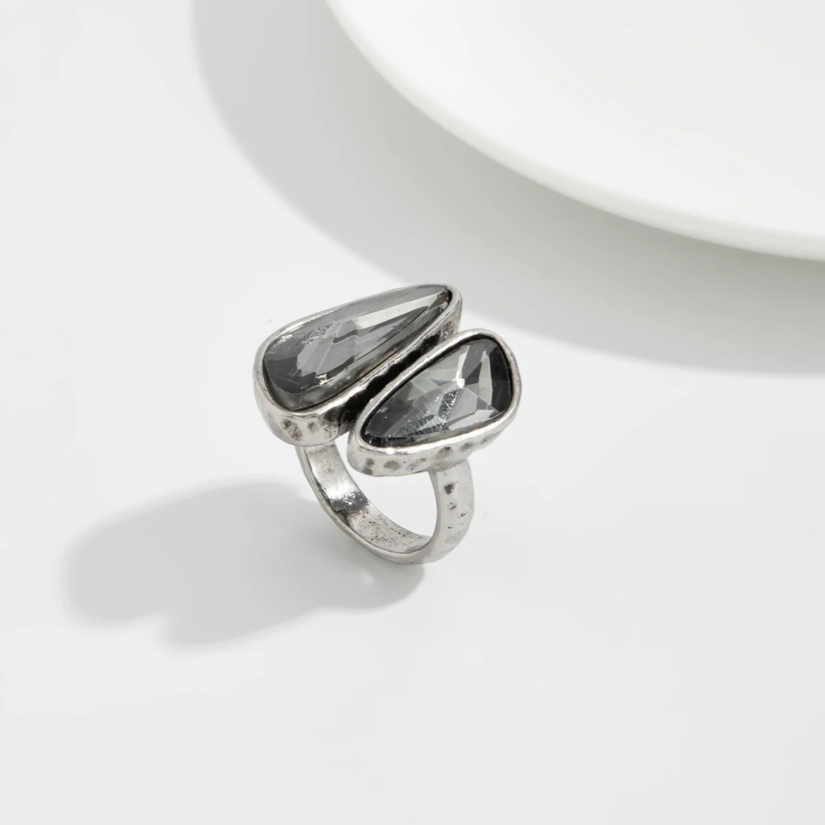 Goth Crystal Rings for Women Simple Geometric Wedding Bridal Finger Rings Trendy 2026 New Year Party Jewelry Gift