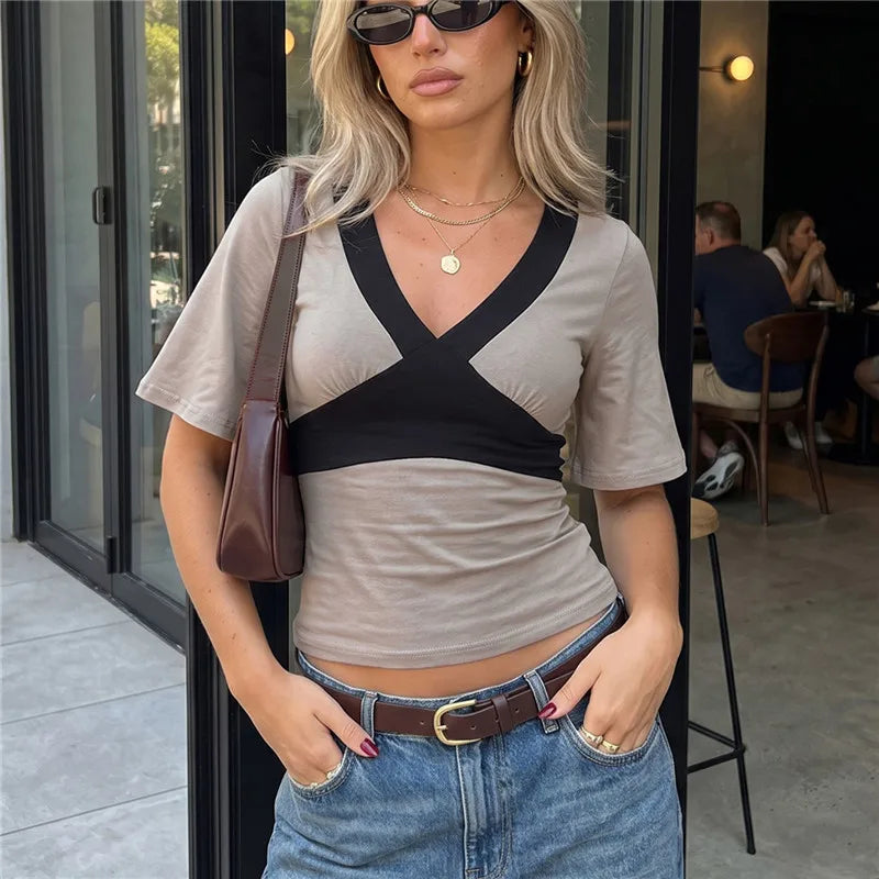 Womens Contrast Color Cross V Neck Short Sleeve Crop Tee Slim Fitted Patchwork Tshirt Summer Casual Y2K Cropped Top