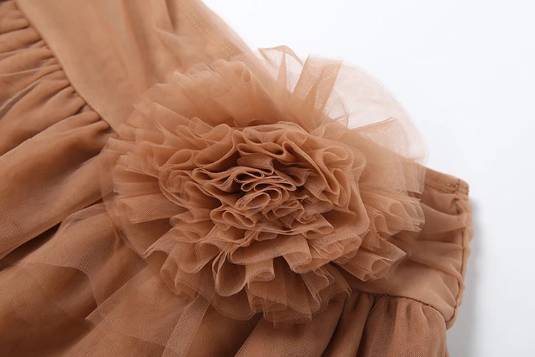 Fashion 2 Piece Set Women Jacquard Patchwork Split Vest+Mesh Ruched Tierred Irregular Hem Applique Skirt Sexy Chic Suits