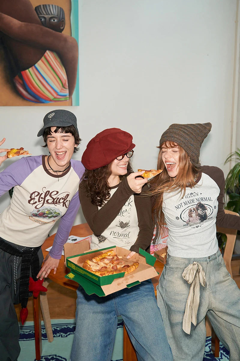 Women's Vintage Contrast Raglan T-Shirt with Cute Graphic Print, Retro Long Sleeve Casual Top for Daily Wear