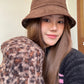 Minimalist Casual Reversible Leopard Plush Bucket Hat For Women