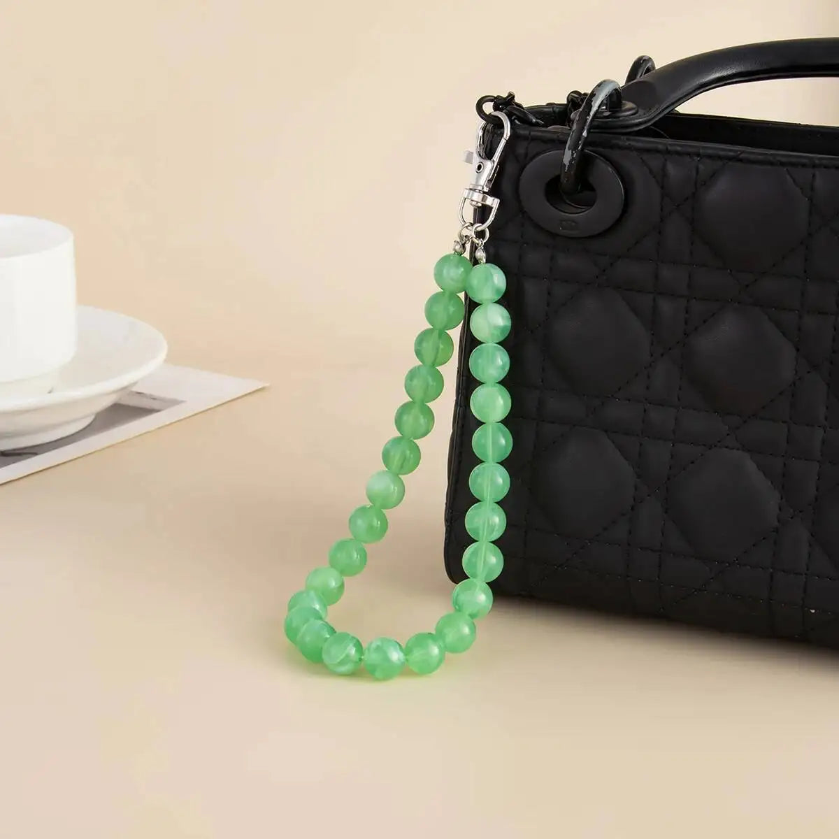 Kpop Fashion Acrylic Beaded Bag Keychain Women Men Exquisite Simple Creative Wallet Chain High Quality Jewelry Accessories