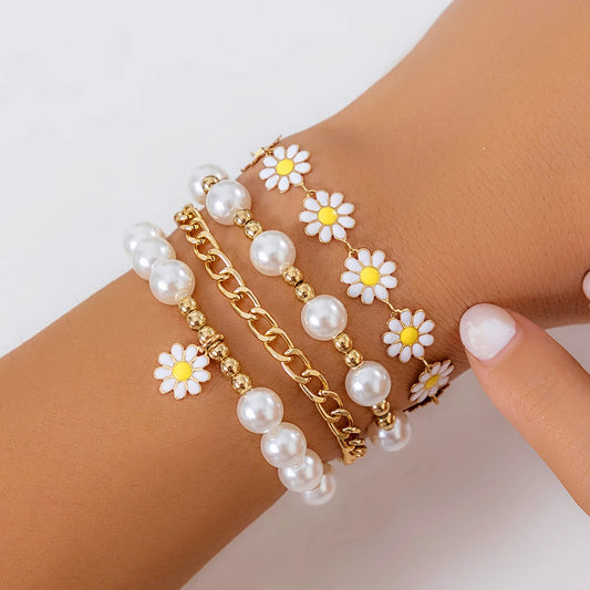 4Pcs/Set Korean Fashion Sweet Sunflower Pendant Bracelets for Women Trending Kpop Small Flower Chain Bangles Couple Jewelry