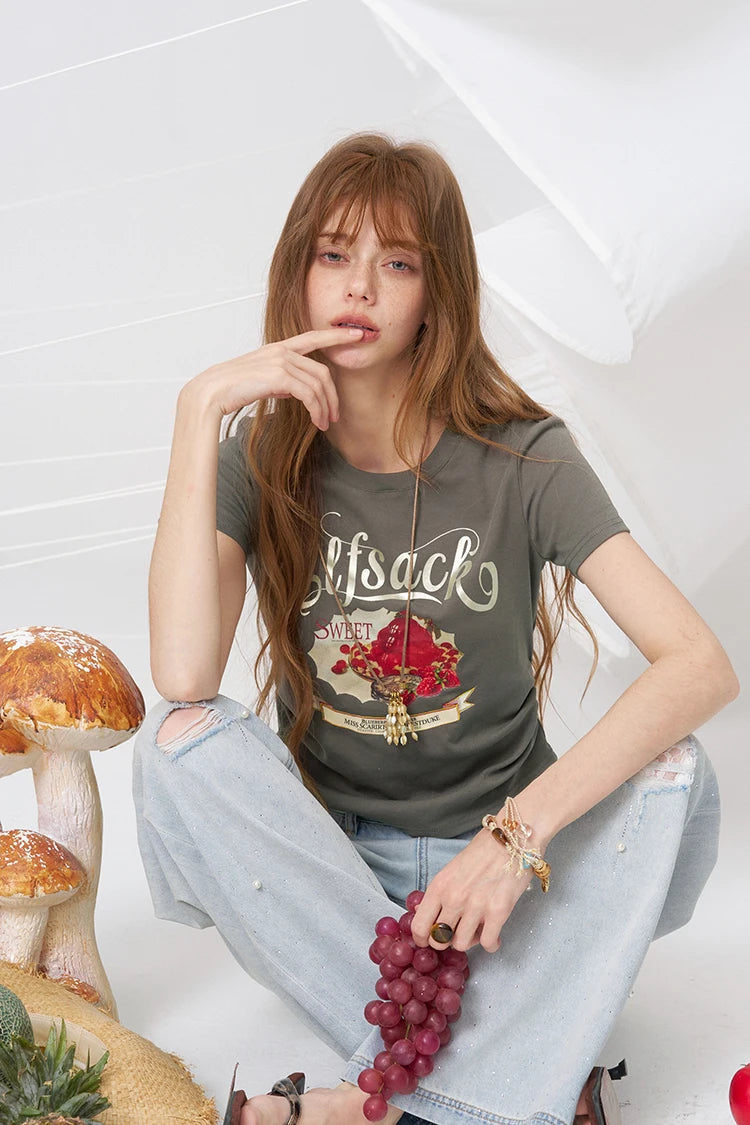 Strawberry Dessert Print Crop T-Shirt, Ruched Waist Slim Fit Tee, Sweet Retro Casual Top for Women