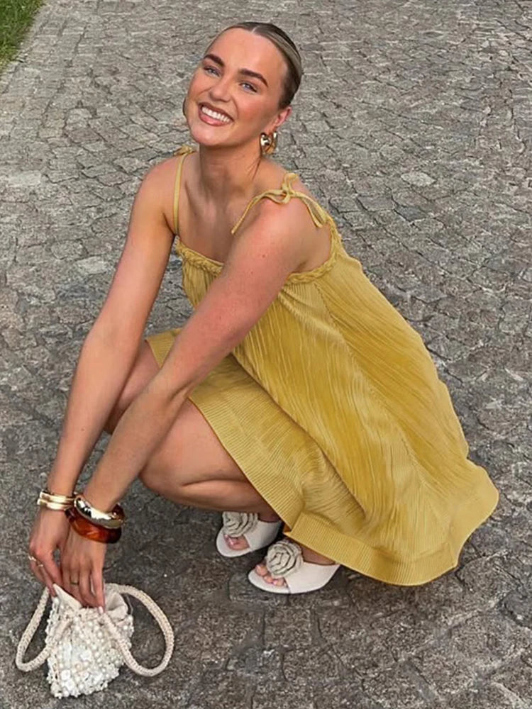 Silky Simple Dress Women Plait Strapless Sleeveless Elegant Skinny Stretch Banquet Party Summer Clubwear Mini Bodycon