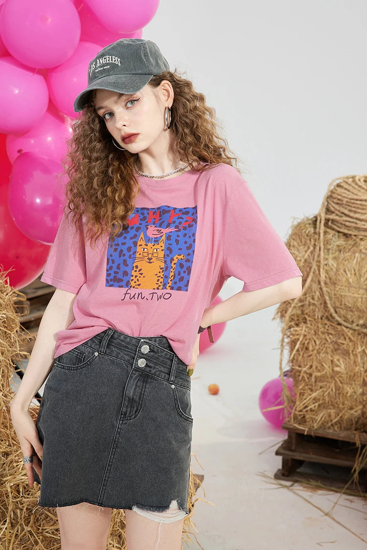 Cartoon Cat Print T-Shirt for Women, Cute Graphic Tee with Fun Text Detail, Casual Pink Summer Top for Daily Outfits