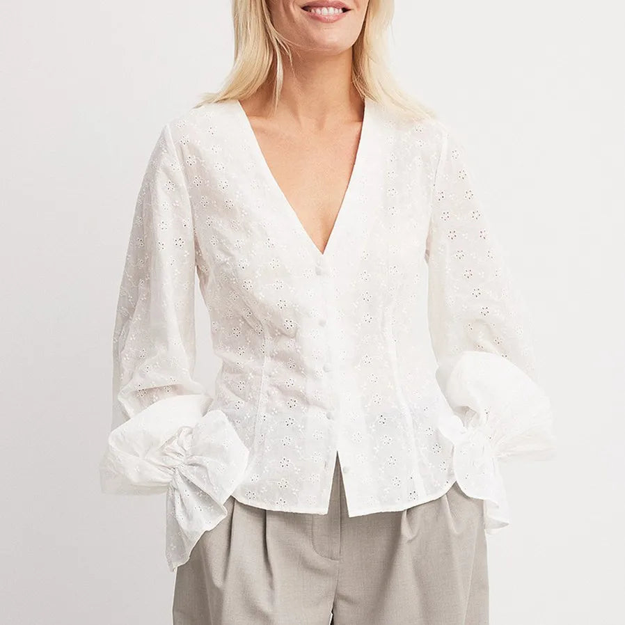 Women's Fall Button Up Blouse Casual Loose Fit Stylish Embroidered Solid Color Eyelet V Neck Long Sleeve Tops