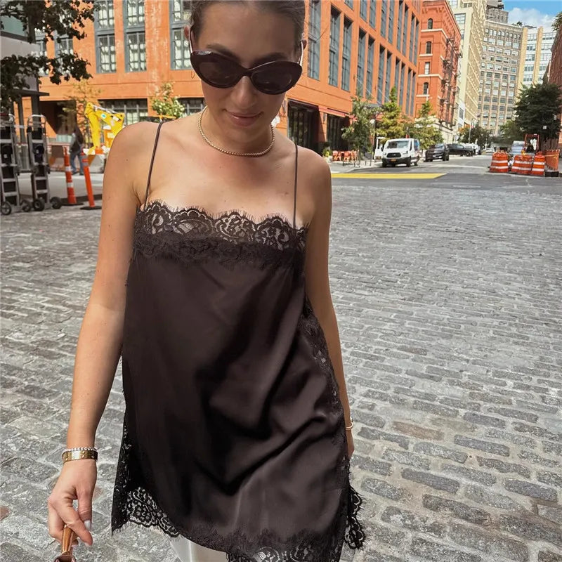 Elegant Lace Patchwork Cami Tops Women Solid Sleeveless Square Neck Loose Vest Suit Autumn Lady Chic Satin Party Outfit