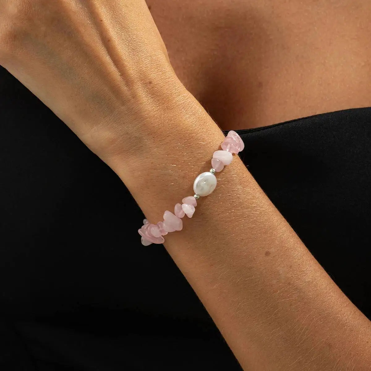 Trendy Elegant Imitation Pearls Bracelets for Women Vintage Irregular Pink Stone Hand Accessories 2026 New Year Jewelry