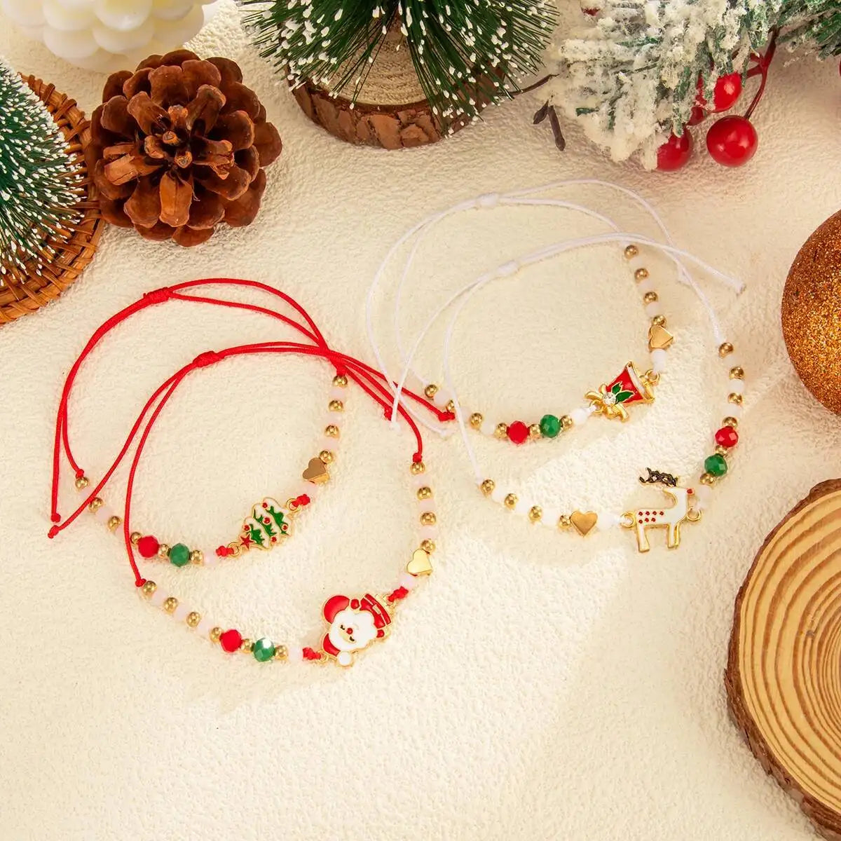 4Pcs/Set Cute Santa Claus Elk Snowman Christmas Tree Pendant Bracelet Women Adjustable Rope Chain Acrylic Beaded Bracelet