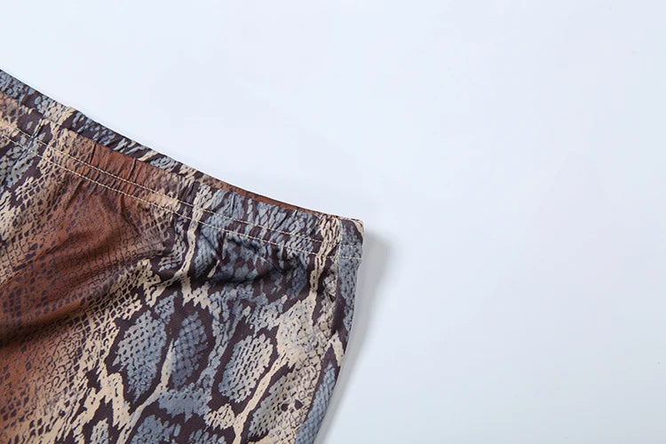 Hot Girls Serpentine Print 2Piece Set Woman o-Neck Full Sleeve Tops+Skinny Peach Hip Long Pants Street Sexy Fashion Suits