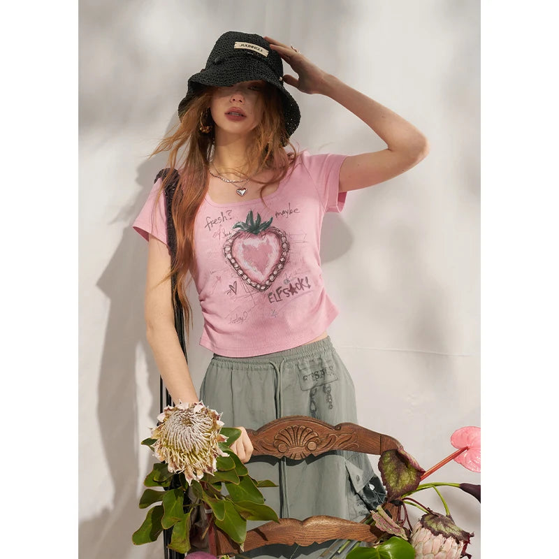 Women's Fitted Square Neck T-Shirt with Sketch Strawberry Heart Graphic Print, Cap Sleeve Ruched Crop Tee for Summer
