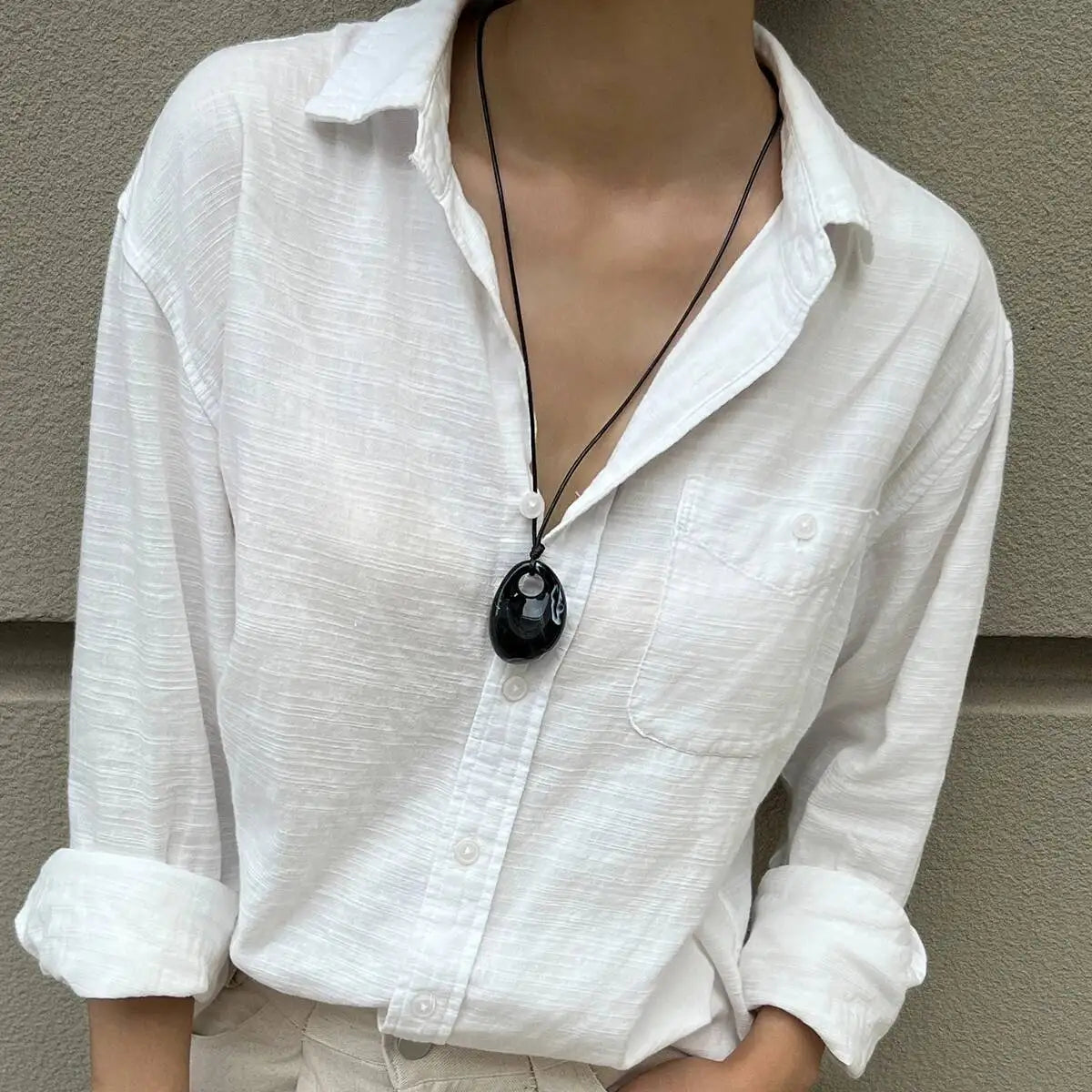 Korean Simple Irregular Red Resin Pendant Necklace for Women Fashion Exquisite Sweater Chain Daily Wear Jewelry Gifts