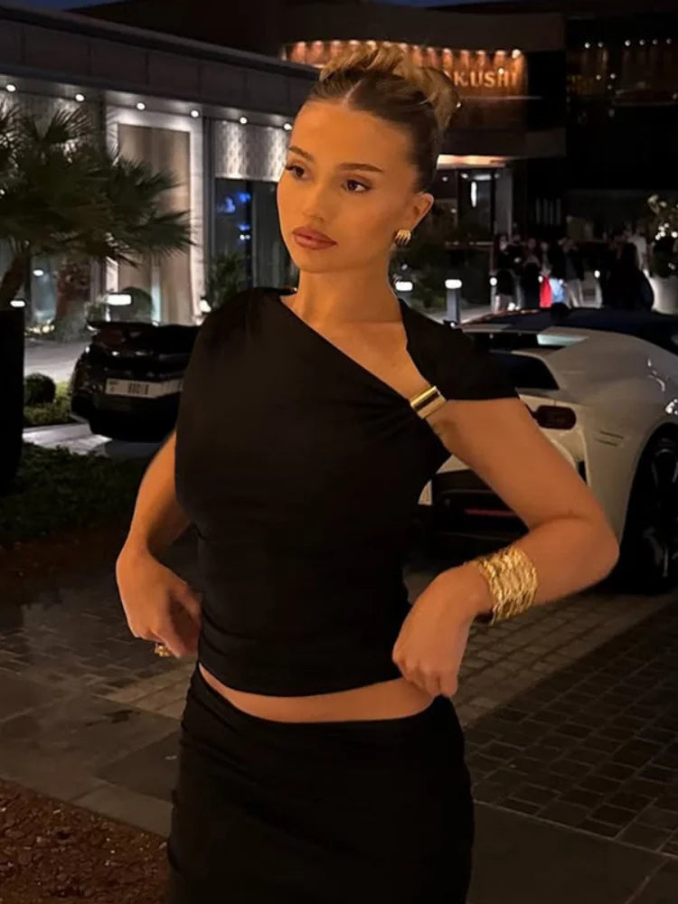 Fashion Summer T Shirts for Woman Hardwear Detail One Shoulder Ruched Asymmetrical Crop Tops
