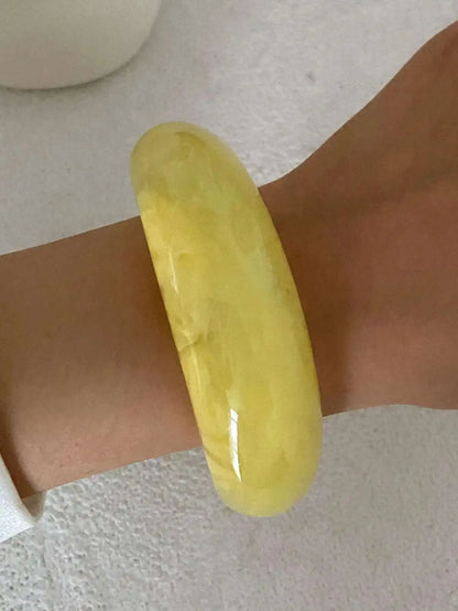 Y2K Boho Yellow Resin Acrylic Bangles for Women New Trend Vintage Geometric Irregular Bracelets Daily Party Jewelry