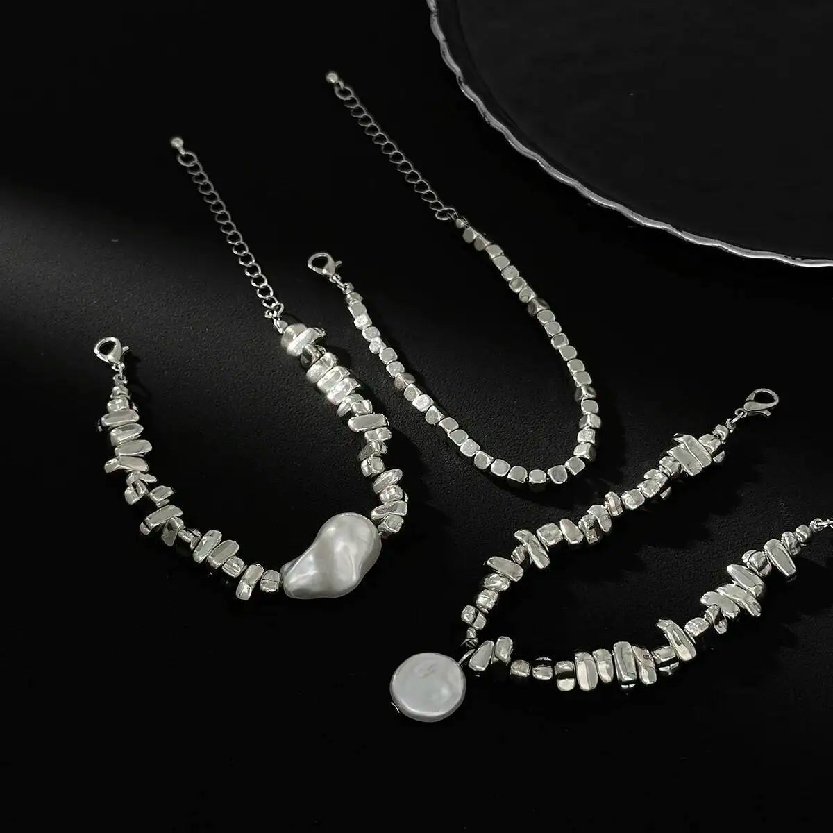 3Pcs/Set Elegant Baroque Imitation Pearl Bracelet Women Trend Silver Color Acrylic Beaded Bracelet Stackable Hand Jewelry