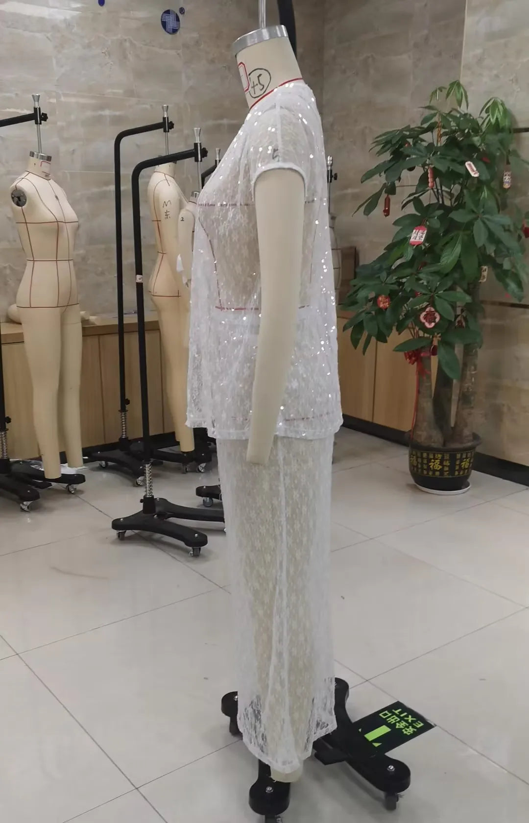 Women's Y2K 2 Piece Skirt Outfits Cap Sleeve Sheer Sequins Flower T shirt Tops and Long Skirt Fashion Matching Set