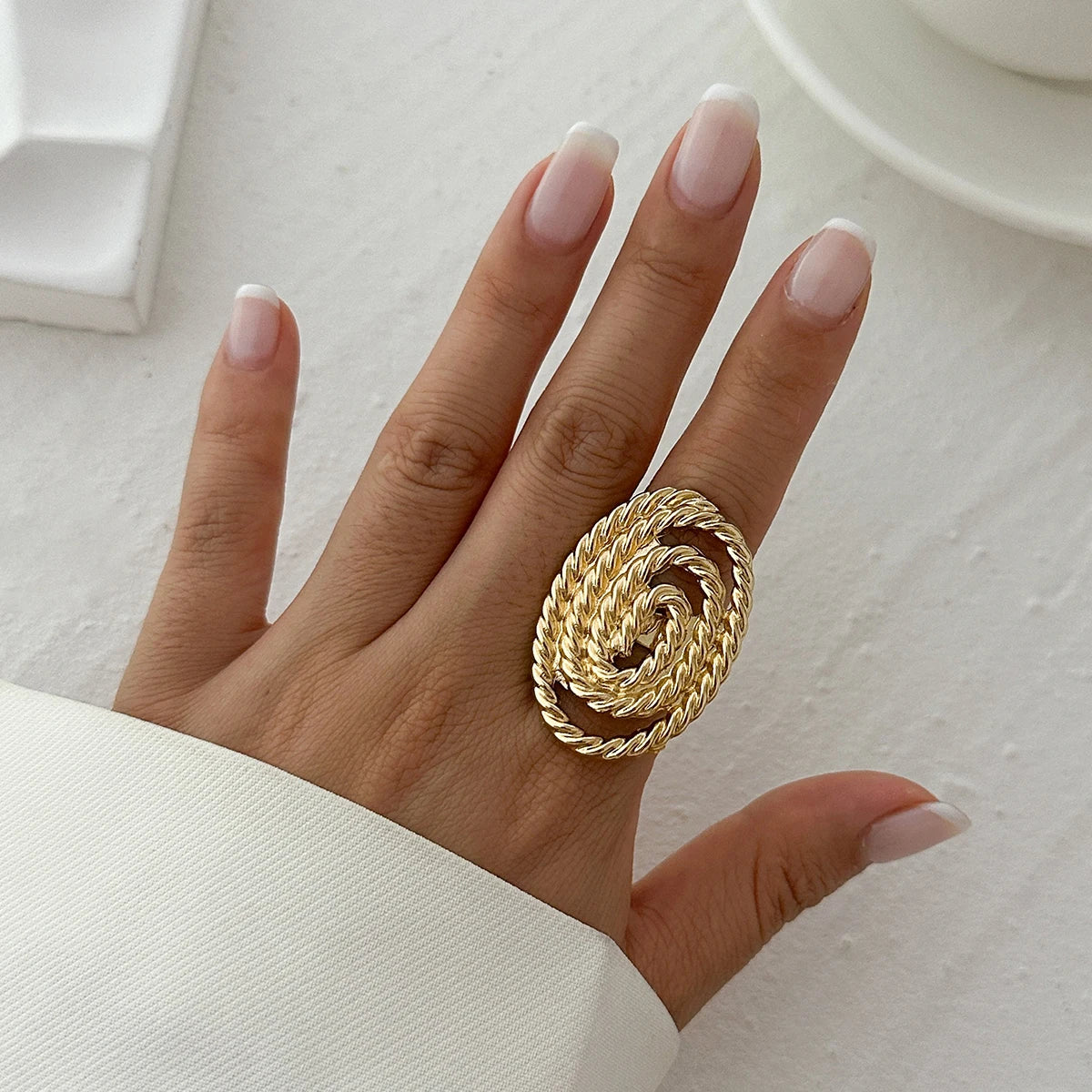 Unique Exaggerated Large Petal Flower Rings for Women Vintage Geometric Adjustable Finger Ring Grunge Jewelry Steampunk