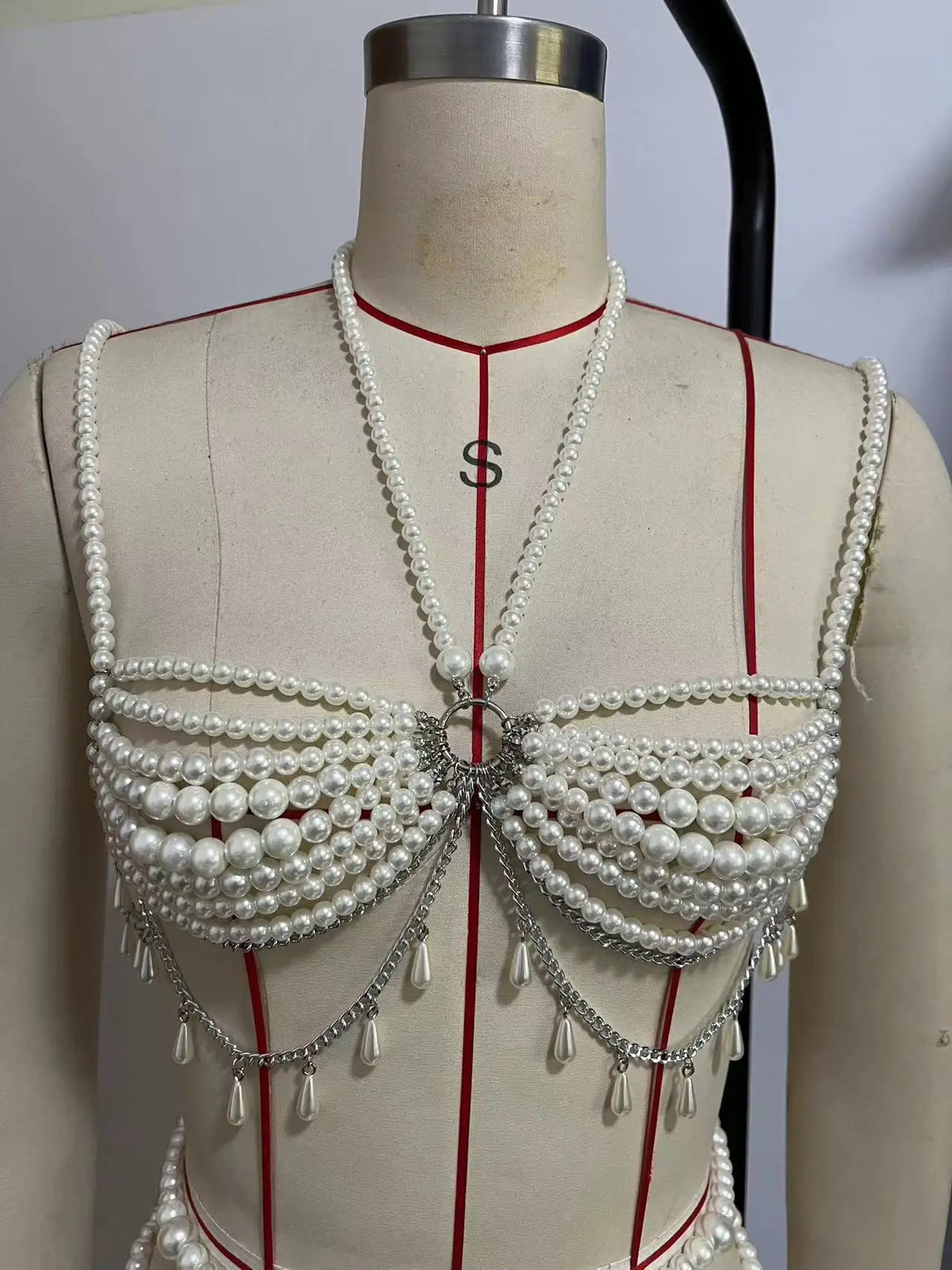 Pearl Chain Bra Beaded Tassel Halter Camisole Body Chain Luxury Jewelry for Women Rave Nightclub Party Outfit