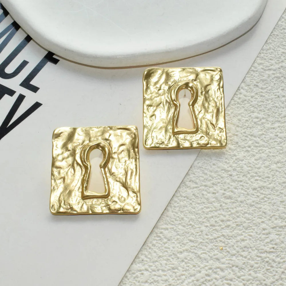 Baroque Style Vintage Resin Big Eyes Dangle Earrings For Women Jewelry New Arrival Fashion Exaggerated Lady Ears' Accessories
