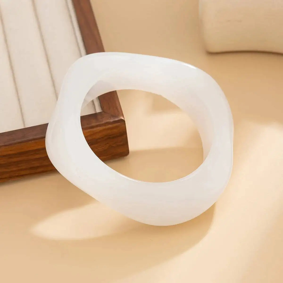 3 Styles Creative Irregular Acrylic Resin Wide Bangle Women Kpop Fashion Stackable Couple Charm Bracelet Steampunk Jewelry