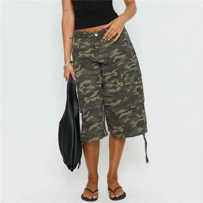 Women's 3/4 Length Low Rise Denim Cargo Shorts Baggy Wide Leg Cropped Trousers with Pockets for Y2K Retro Streetwear
