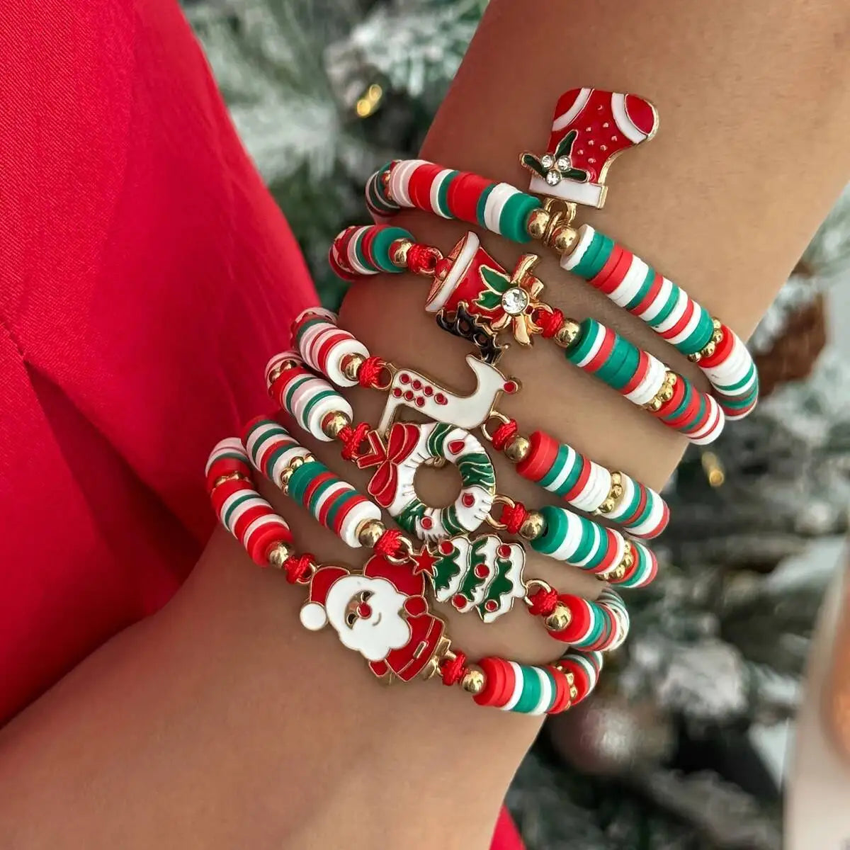6Pcs/Set Christmas Bracelet for Women Santa Claus Elk Christmas Tree Socks Pendant Bracelet Adjustable Rope Chain Bangle