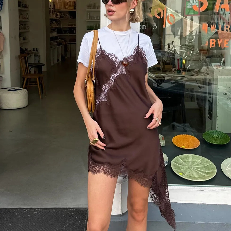 Women Y2K Lace Trim Satin High Low Tops Silk Spaghetti Strap Side Split Asymmetrical Cami Top Flowy Silky Layering Tops