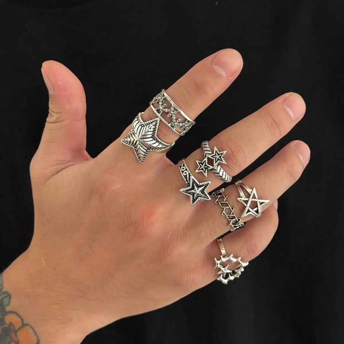 7Pcs/Set Gothic Five-Pointed Star Adjustable Open Rings For Men Trendy Punk Love Heart Finger Ring Daily Party Jewelry New