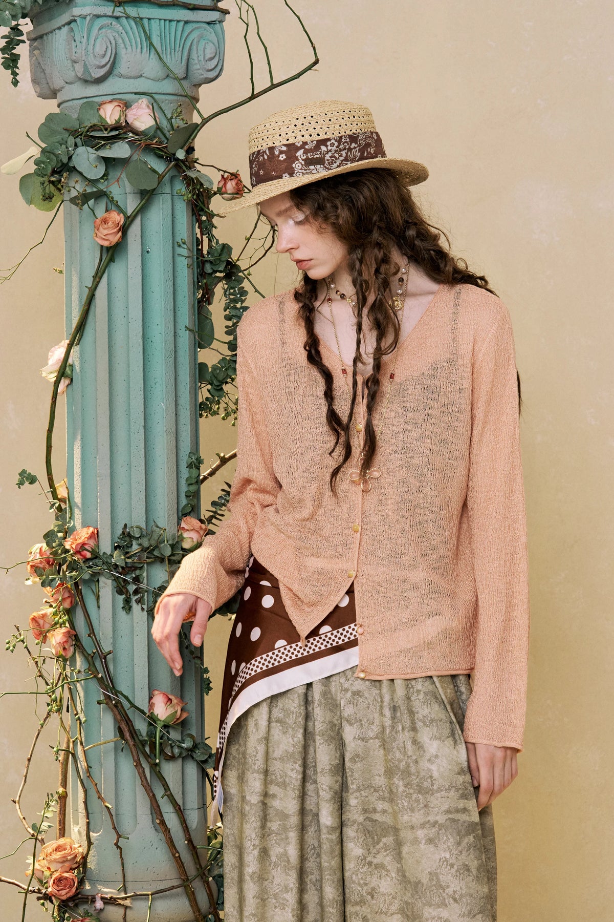 Women's Casual Long Sleeve Knitwear with V Neck Button, Cropped Slim Fitted Tee for Everyday, Chic Basic Solid Knit Top