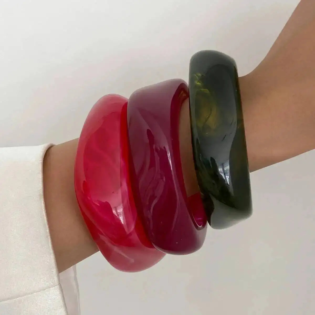 Women's Y2K Boho Irregular Geometric Resin Acrylic Bracelets Retro Stackable Wide Bangles Party Jewelry Gift