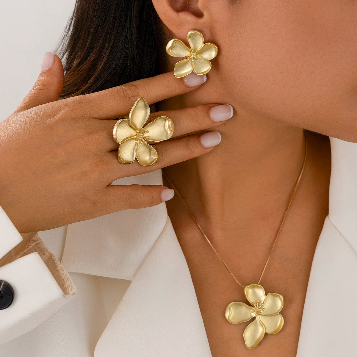 Goth Petal Flower Pendant Thin Chain Necklace Stud Earrings Rings for Women Wed Bridal Jewelry Set Engagement Gift New