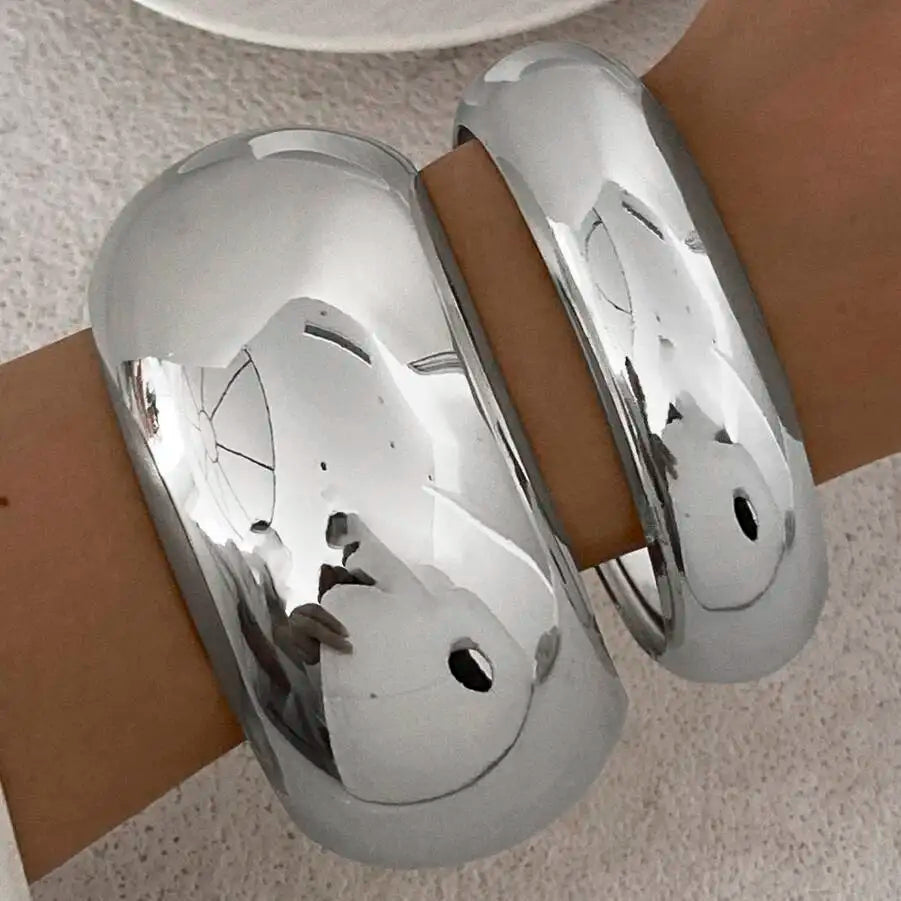 Fashion Hyperbole Chunky Wide Metal Bangles for Women Punk Vintage Stackable Daily Bracelets Jewelry 2025 New Accessories