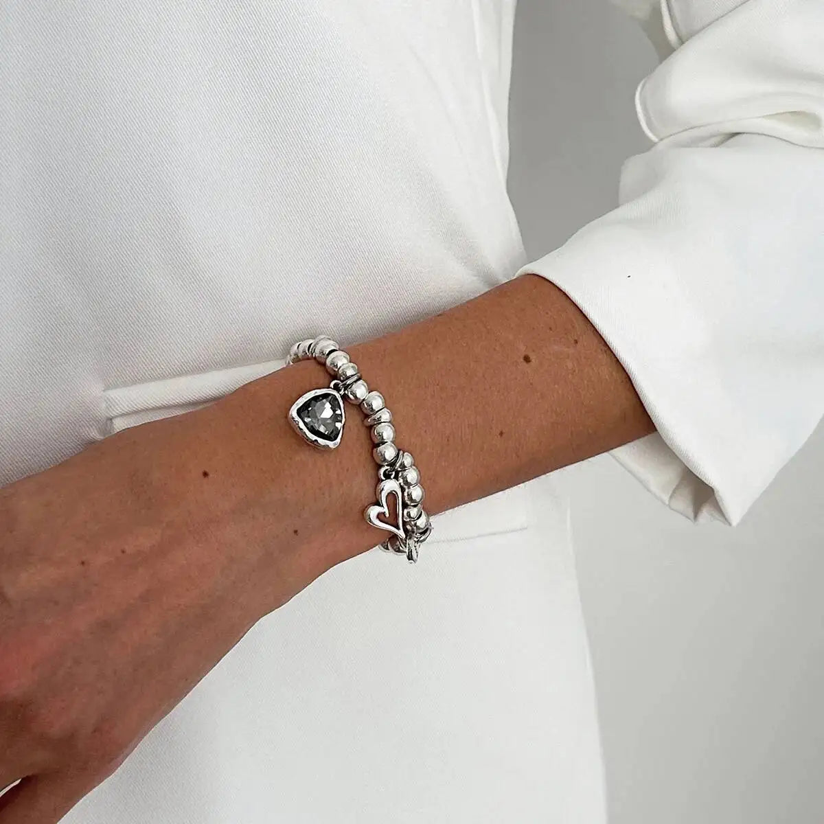 Retro Black Acrylic Heart Pendant Bracelet Adjustable Silver Chain Trendy Creative Women's Party Jewelry Gift