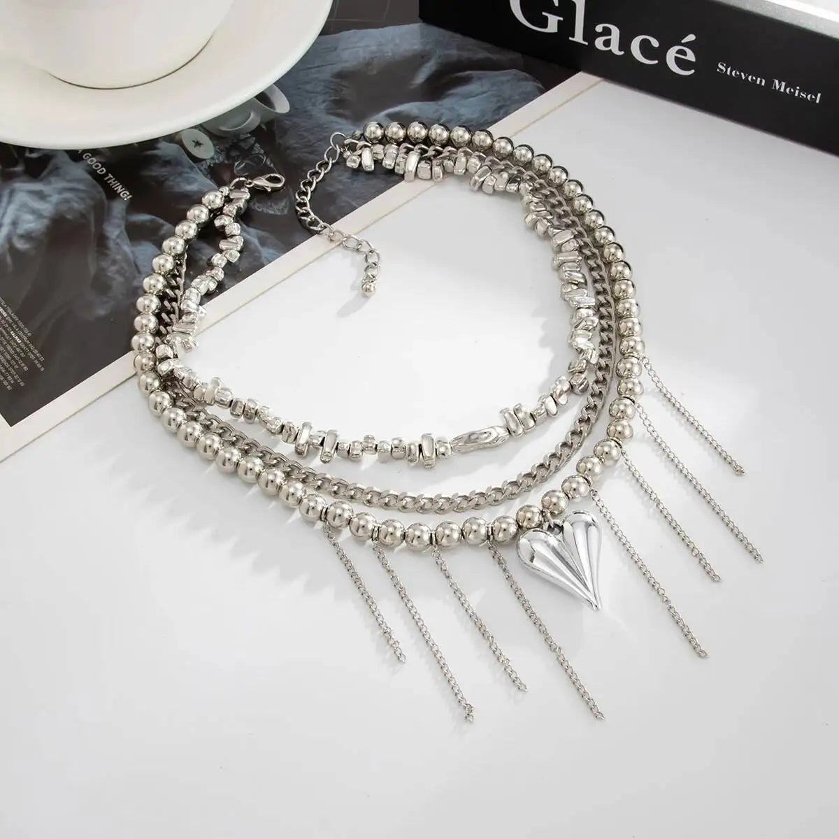 Trendy Exquisite Love Heart Pendant Choker Necklace for Women Boho Silver Color Tassel Metal Chain Wedding Neck Jewelry