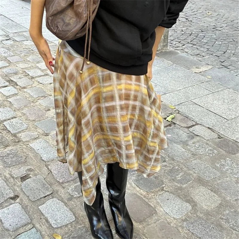 Low Waist Plaid Asymmetrical Hanky Hem Skirt Women Lightweight Flowy Chiffon Midi Skirt Retro Check Streetwear Skirt