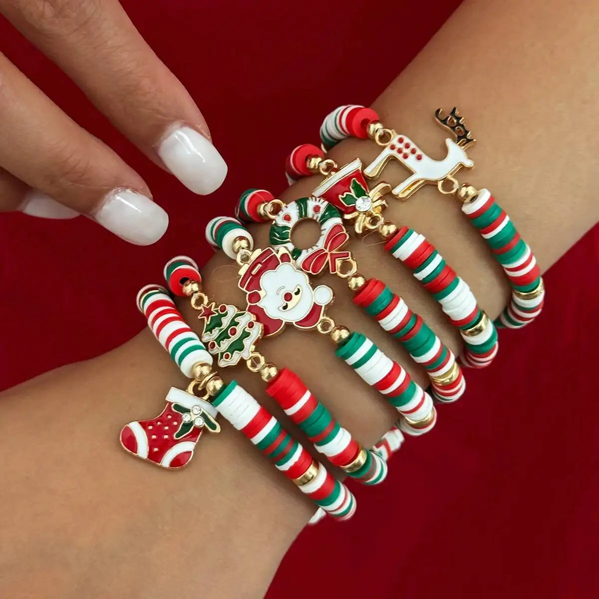 6 Pcs/Set Exquisite Christmas Tree Santa Claus Boots Bracelet Fashion Cute Polymer Clay Bracelets Year Party Jewelry 2026