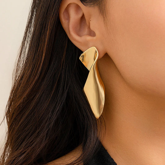 Vintage Irregular Geometric Metal Twisted Stud Earrings for Women Trend Gold Color Piercing Earring Jewelry Accessories New