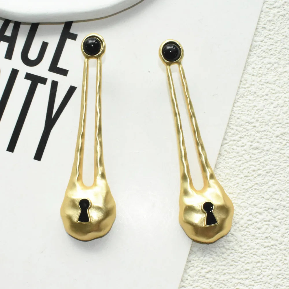 Vintage Metal Alloy With Rhinestone Big Eyes Dangle Earrings For Women Fashion Jewelry Exaggerated Lady Ears' Accessory