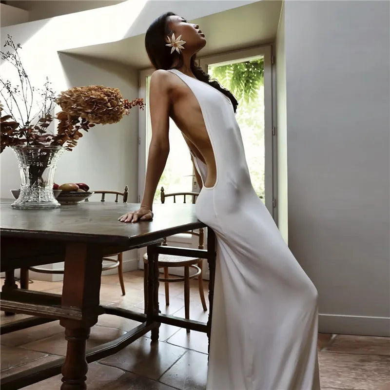 Women Halter Neck Backless Maxi Dress Side Cutout Sleeveless Bodycon Long Dress Metal Buckle Detail Evening Party Gown