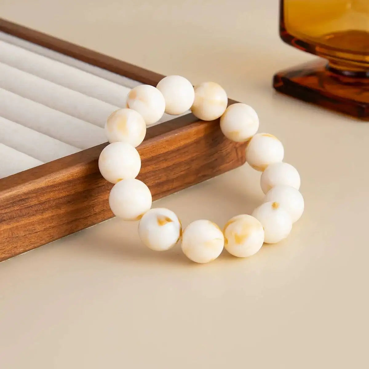 4 Styles Vintage Acrylic Bangles for Women 2026 New Daily Stacking Resilient Bracelets Couple Jewelry Accessories