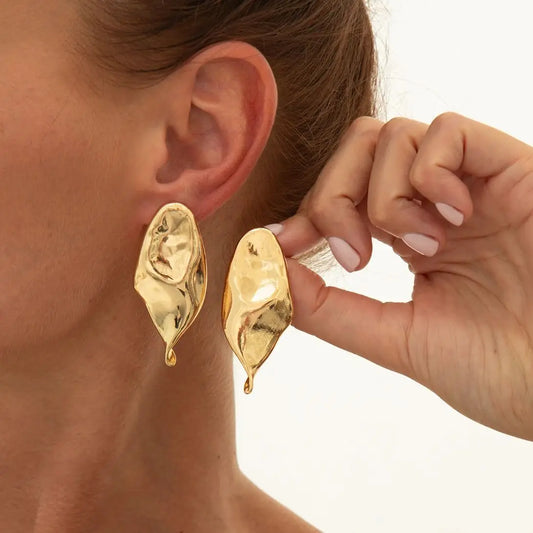 2025 Summer New Metal Irregularly Stud Earrings Women's Vintage Gold Color Wedding Party Banquet Jewerely Accessories