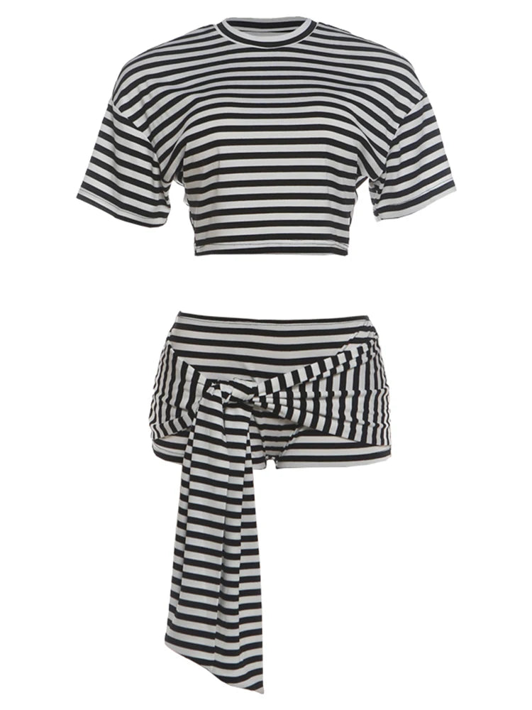 Stripe Print 2 Piece Set Woman o-Neck Half Sleeve Crop Tops+Bandage Taseel Mini Shorts High Street Fashion Outfits